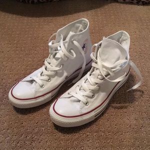 Pristine White Converse - Size 8!